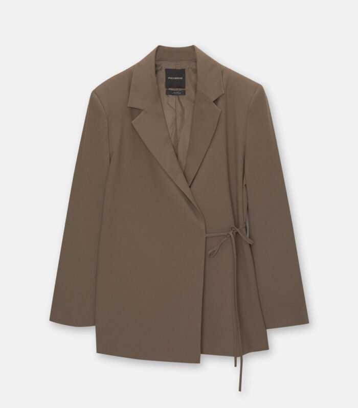 Oversize blazer with side tie